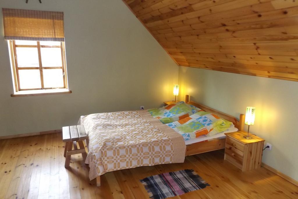 Hostal Labanoro Pasaka - Elenutes Namai Berniunai Habitación foto